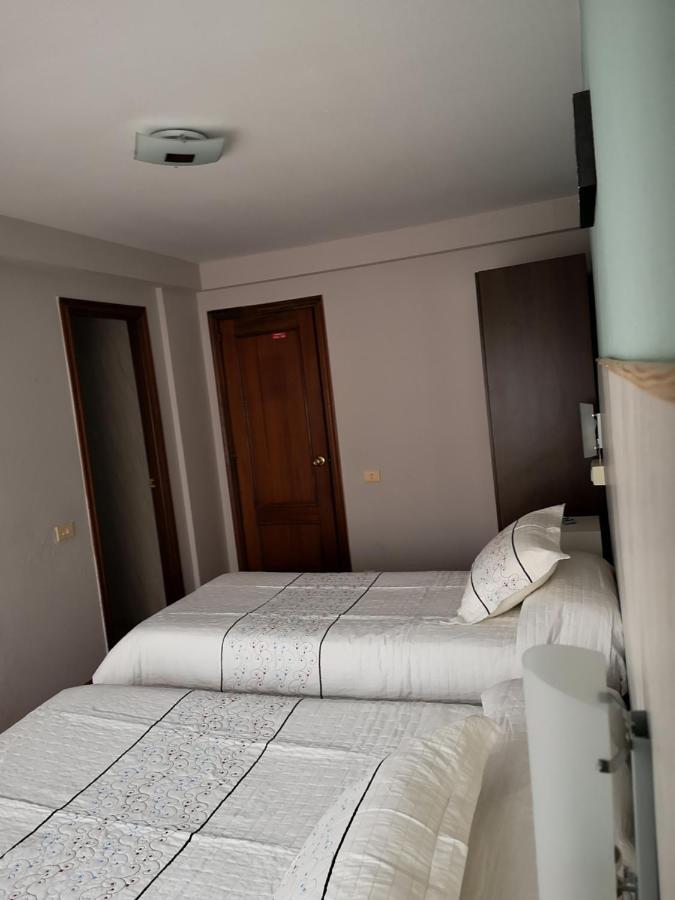 Triple Room,943989823:JPEG